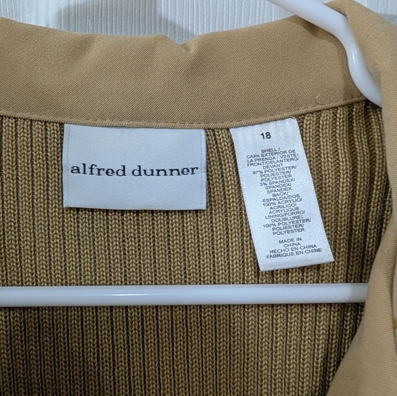 Alfred Dunner, Women's 18, Retro, Striped Vest, Ribbed‎ Sweater Back - Picture 2 of 4